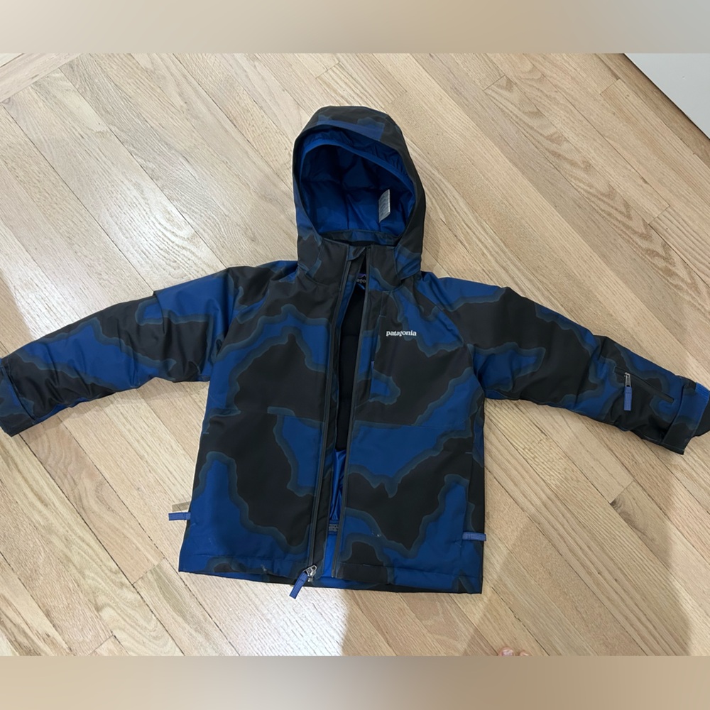 Patagonia Snowshot jacket 5-6T excellent condition